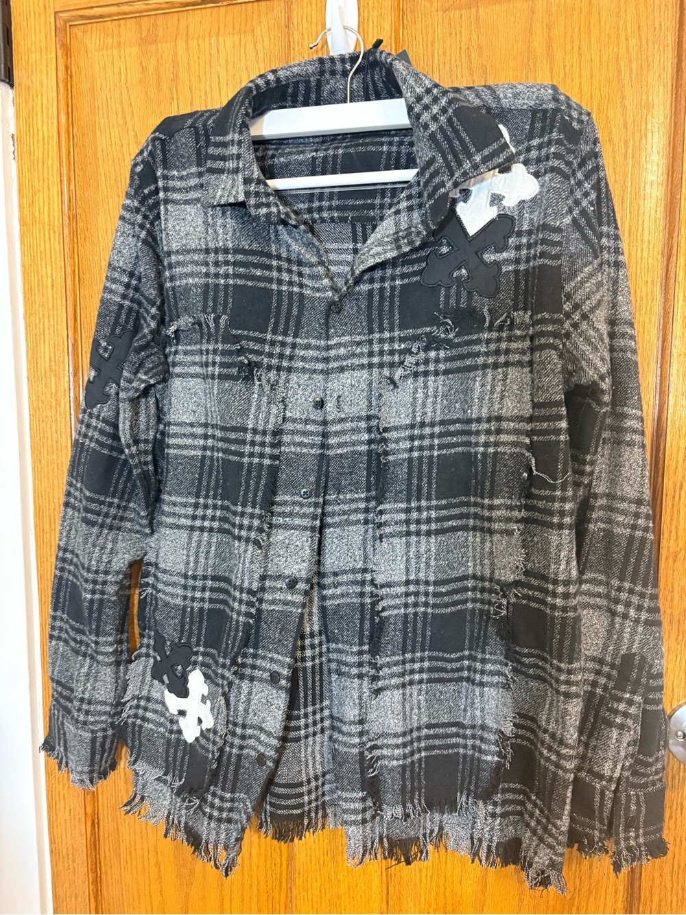 Boohoo Black & Gray Distressed Plaid Shirt Jacket